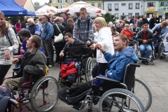 xii_forum_-_zabawa_na_pycie_limanowskiego_rynku_50_20081112_1384111289