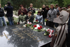 pielgrzymka_na_litw_-_cmentarz_na_rossie_5_20081103_1888987726